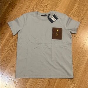 Louis Vuitton Light Gray Tee with Brown Pocket sz M
